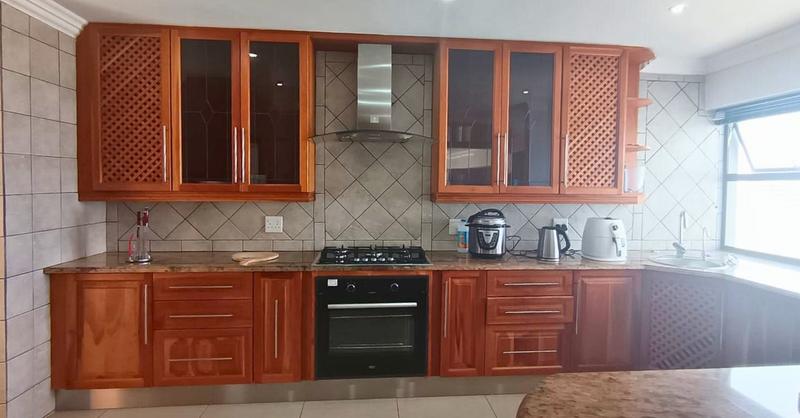 To Let 5 Bedroom Property for Rent in Pinnacle Point Golf Estate Western Cape